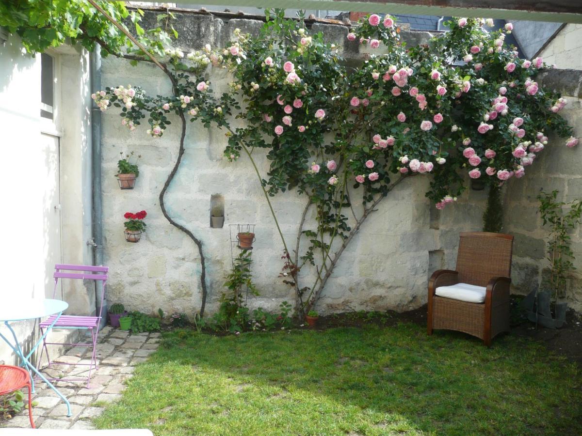 Cosy Flat 2 Eme Etage Vue Chateau Loire A Velo Saumur Ngoại thất bức ảnh
